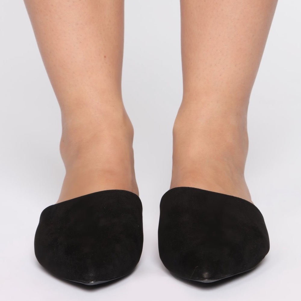FASHION NOVA💥WHAT THIS TIME FLATS - BRAND NEW💥 - Picture 2 of 9